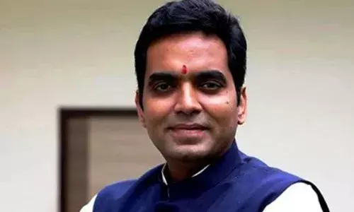 राजनाथ सिंह के बेटे विधायक पंकज सिंह और सांसद रीता बहुगुणा जोशी को हुआ कोरोना राजनाथ सिंह के बेटे विधायक पंकज सिंह और सांसद रीता बहुगुणा जोशी को हुआ कोरोना