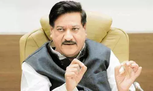 पृथ्वीराज चव्हाण ने फिर दोहराई कांग्रेस अध्यक्ष की मांग,भाजपा पर दिया यह बयान पृथ्वीराज चव्हाण ने फिर दोहराई कांग्रेस अध्यक्ष की मांग,भाजपा पर दिया यह बयान