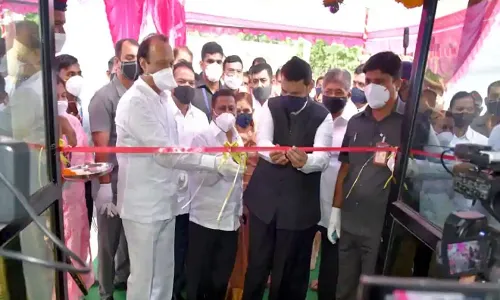 बहुत दिनों बाद फिर एक मंच पर दिखे देवेन्द्र फडणवीस-अजीत पवार,अटकलें शुरू