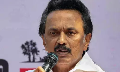 हिंदी पर तमिलनाडु में फिर विवाद, कनिमोझी के बाद अब स्टालिन भड़के हिंदी पर तमिलनाडु में फिर विवाद, कनिमोझी के बाद अब स्टालिन भड़के