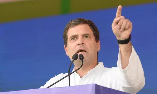 बड़ी कठिन है डगर पनघट की.. कांग्रेस से निलंबित नेता संजय झा का यह दावा बड़ी कठिन है डगर पनघट की.. कांग्रेस से निलंबित नेता संजय झा का यह दावा