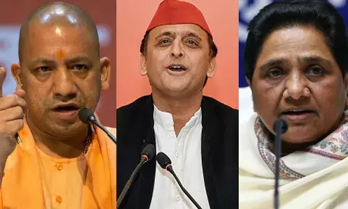 छात्रा संग गैंगरेप पर यूपी की गरमाई सियासत,विपक्ष ने निशाने पर योगी छात्रा संग गैंगरेप पर यूपी की गरमाई सियासत,विपक्ष ने निशाने पर योगी