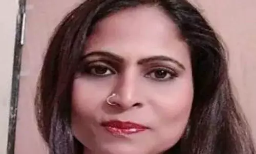 अब एक्ट्रेस अनुपमा ने की आत्महत्या, घर में मिला सुसाइड नोट अब एक्ट्रेस अनुपमा ने की आत्महत्या, घर में मिला सुसाइड नोट