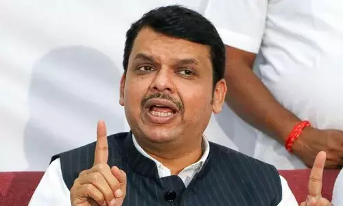 सुशांत केस में महाराष्ट्र व बिहार सरकार में ठनी सुशांत केस में महाराष्ट्र व बिहार सरकार में ठनी