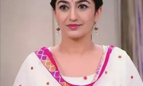 अंजली भाभी ने छोड़ा तारक मेहता का उल्टा चश्मा! अंजली भाभी ने छोड़ा तारक मेहता का उल्टा चश्मा!