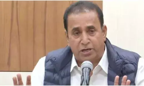 महेश भट्ट-करण जौहर के मैनेजर से होगी पूछताछः अनिल देशमुख महेश भट्ट-करण जौहर के मैनेजर से होगी पूछताछः अनिल देशमुख