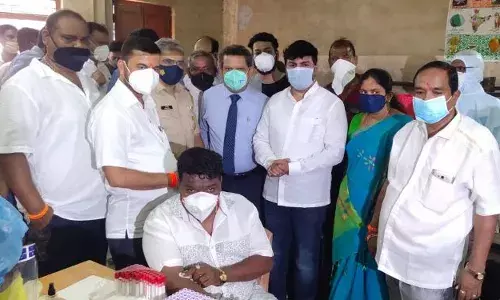 देश का पहला प्लाज्मा डोनेशन कैंप धारावी में