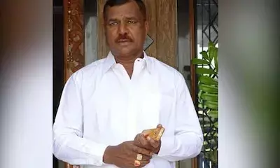 साहुकार के कर्ज से परेशान होकर पत्नी, बच्चो समेत व्यापारी की आत्महत्या के मामले में शिवसेना नगरसेवक गिरफ्तार