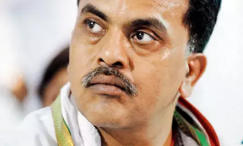 बेहतर होगा अगर कि पार्टी पायलट को समझाए और रोके - निरूपम