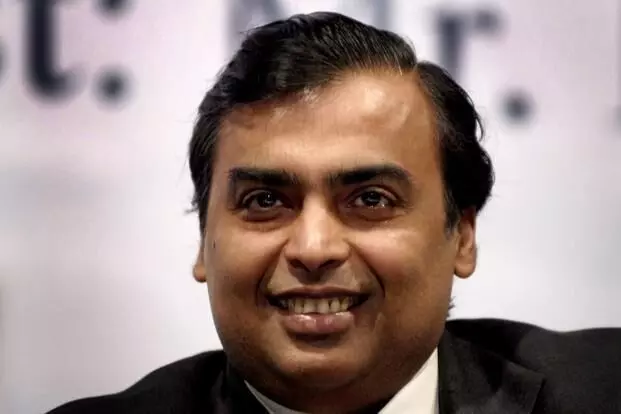 मुकेश अंबानी हर घंटे कमा रहे 90 करोड़