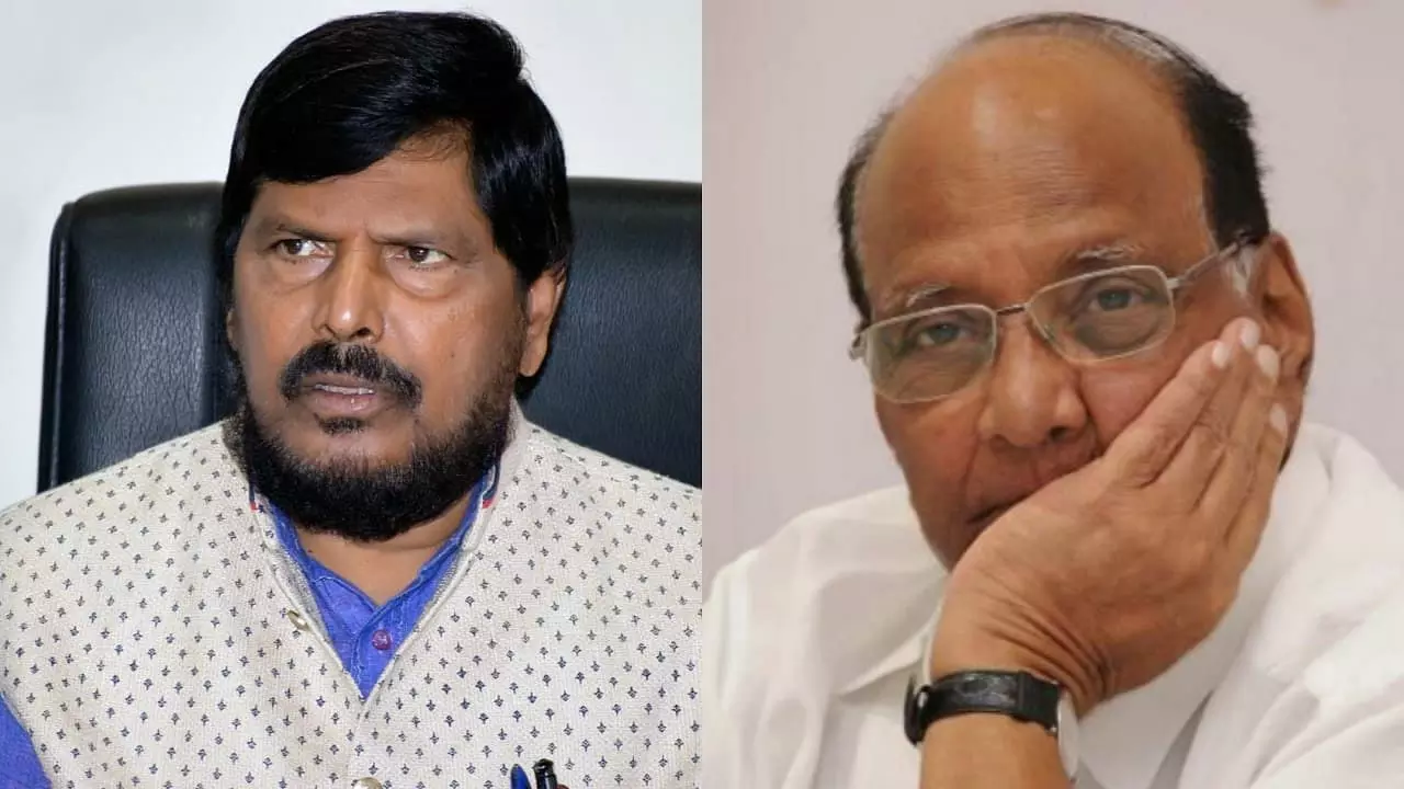 क्या महाराष्ट्र में पक रही है खिचड़ी? आठवले ने पवार को यह दिया ऑफर