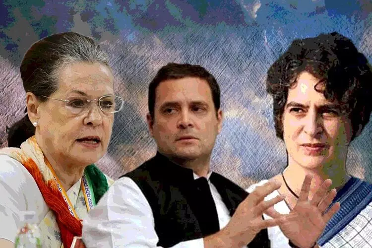 कांग्रेस में बड़ा फेरबदल, महासचिव बदले, राहुल गांधी का कद बढ़ा
