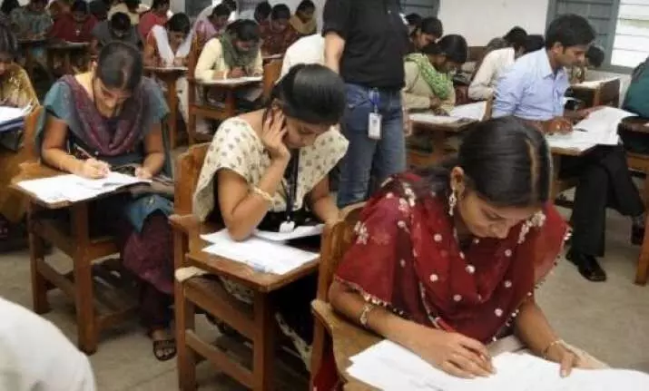 यूजीसी>महाराष्ट्र सरकार रद्द नहीं कर सकती फाइनल परीक्षा
